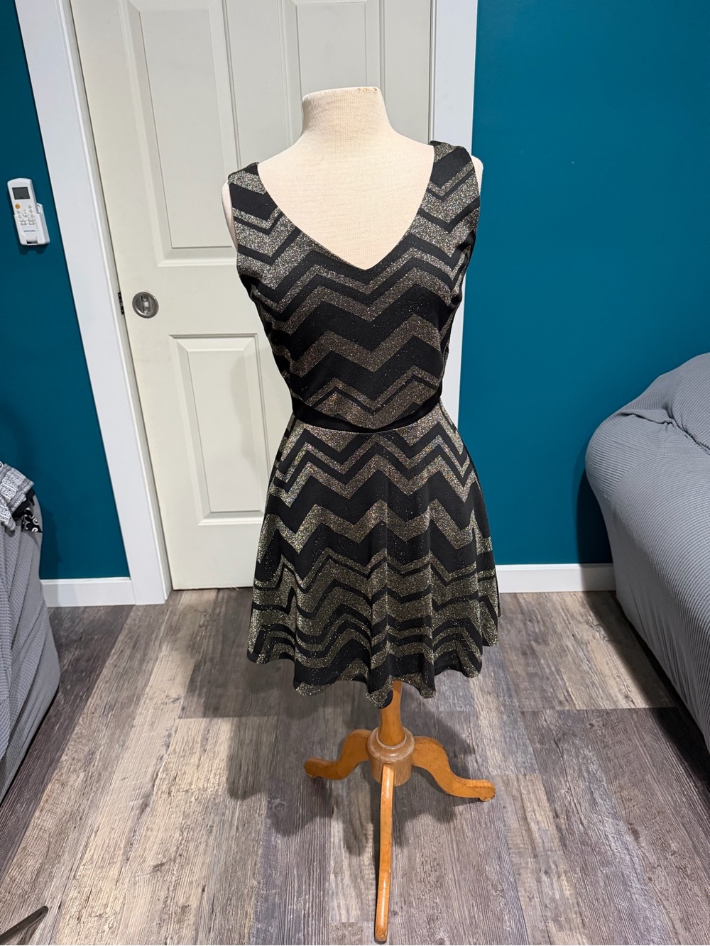 BeBop Black and Gold Chevron V-Neck Midi Dress